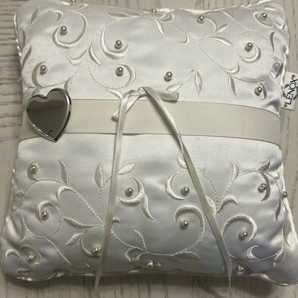 Lenox ring bearer pillow